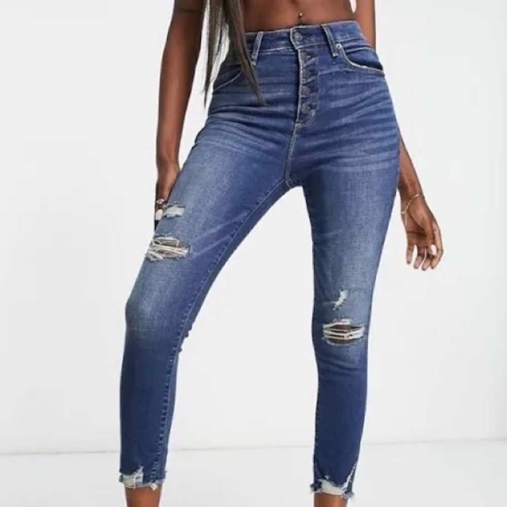 *ABERCROMBIE & FITCH* Medium Wash Distressed Ankle High Rise Skinny Jeans Sz 4